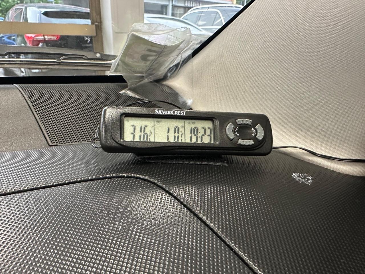 Toyota Aygo 1.0 12V VVT-i 5 porte Deep Ocean Connect