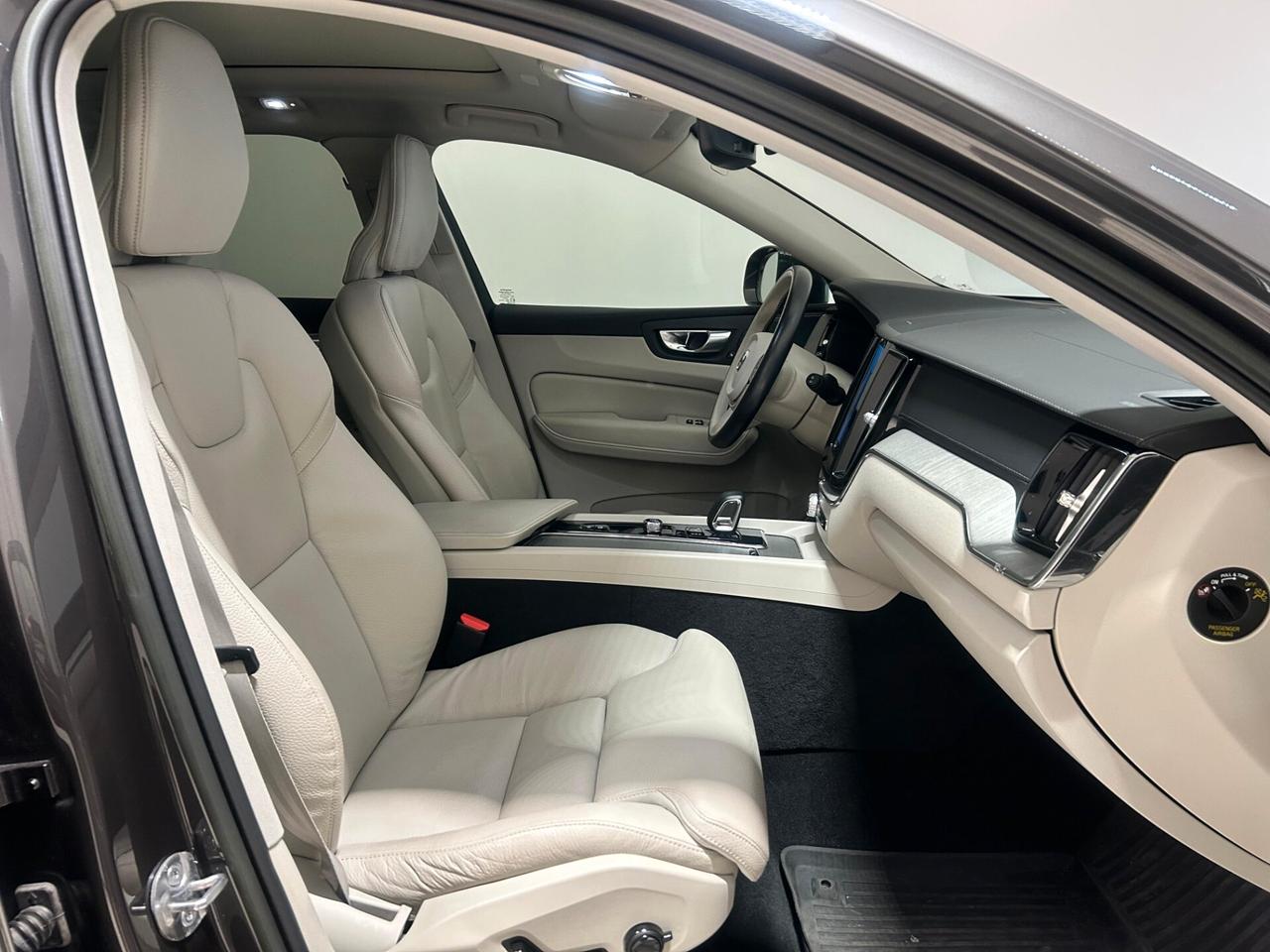 Volvo XC60 T6 Recharge Plug-in Hybrid AWD aut. Ultimate Bright