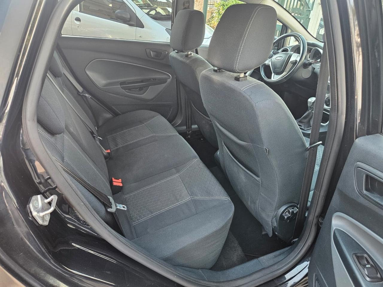 Ford Fiesta 1.2 Titanium 2010