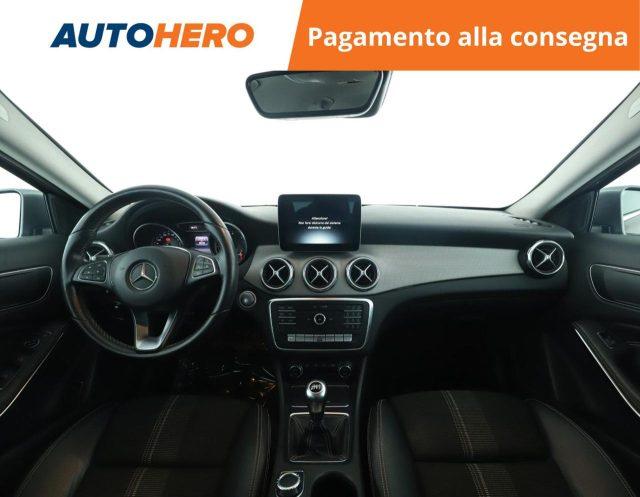 MERCEDES-BENZ GLA 180 d Sport