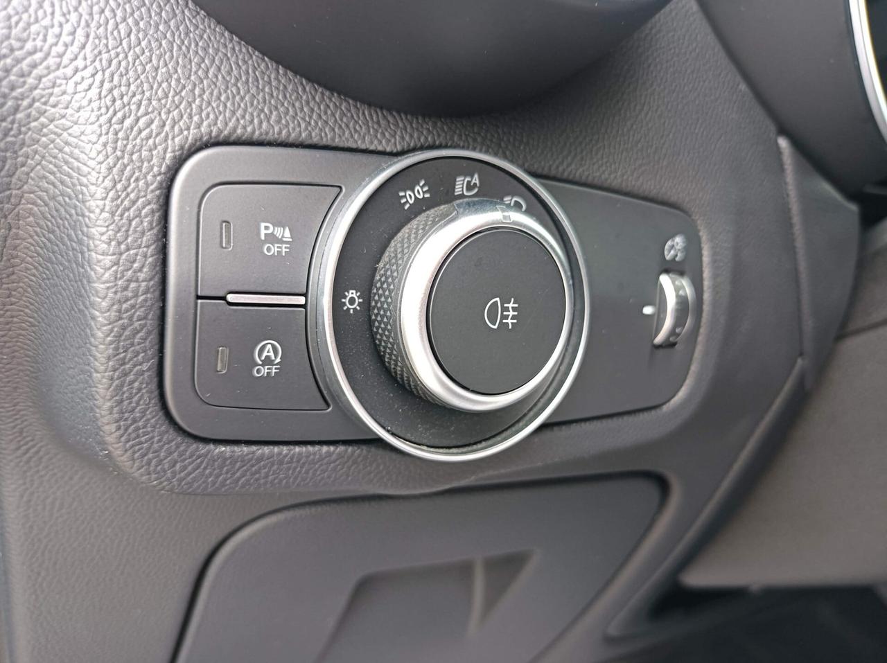 Alfa Romeo Stelvio 2.2 Turbodiesel 180 CV AT8 RWD Business