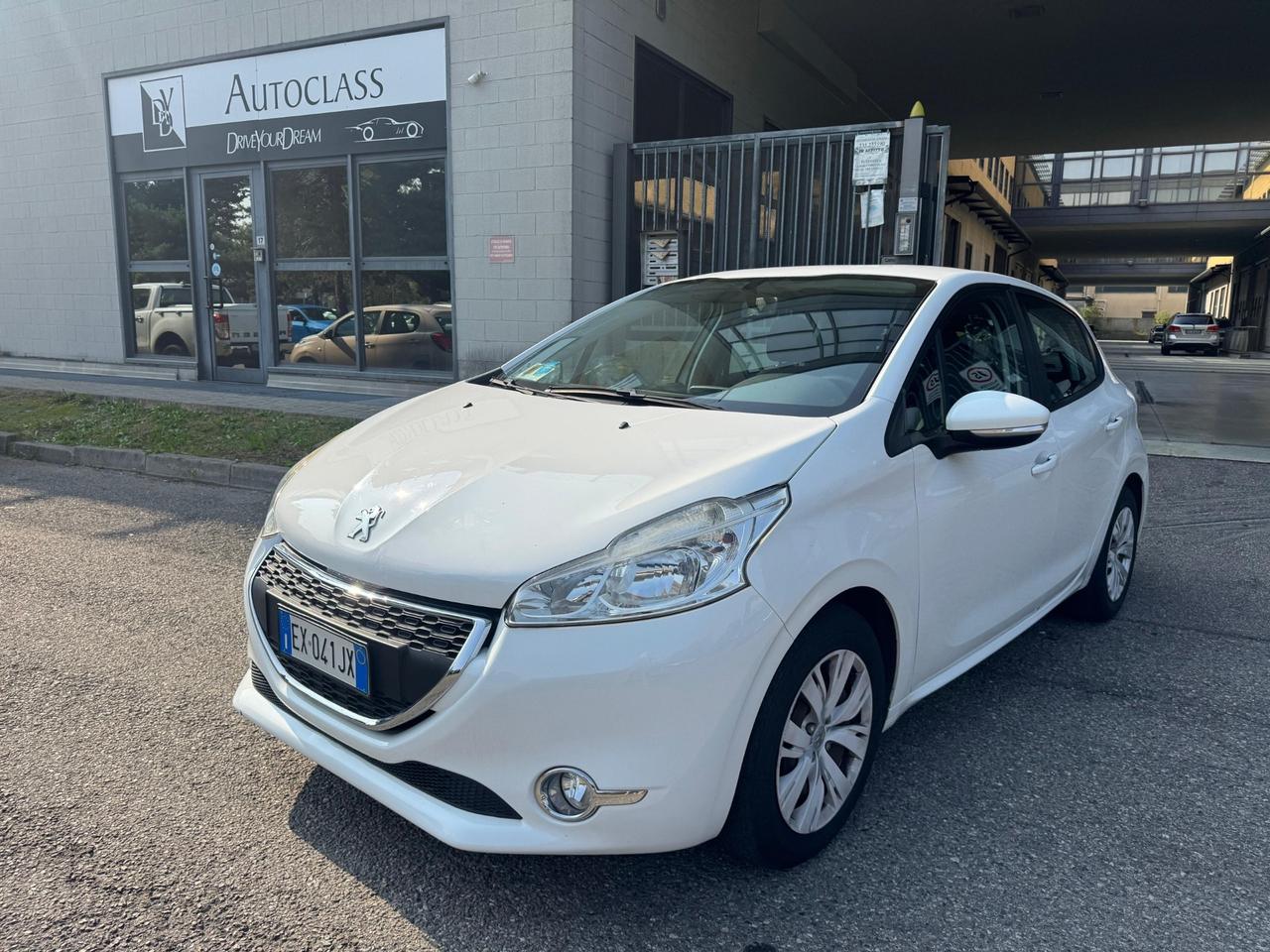 Peugeot 208 PureTech 82 5 porte Access