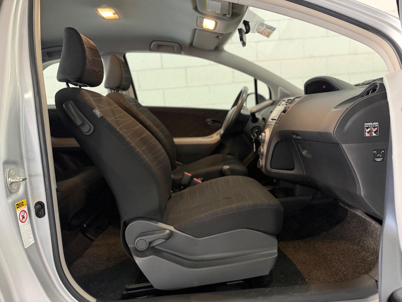 Toyota Yaris 1.3 3 porte Sol 13.000km