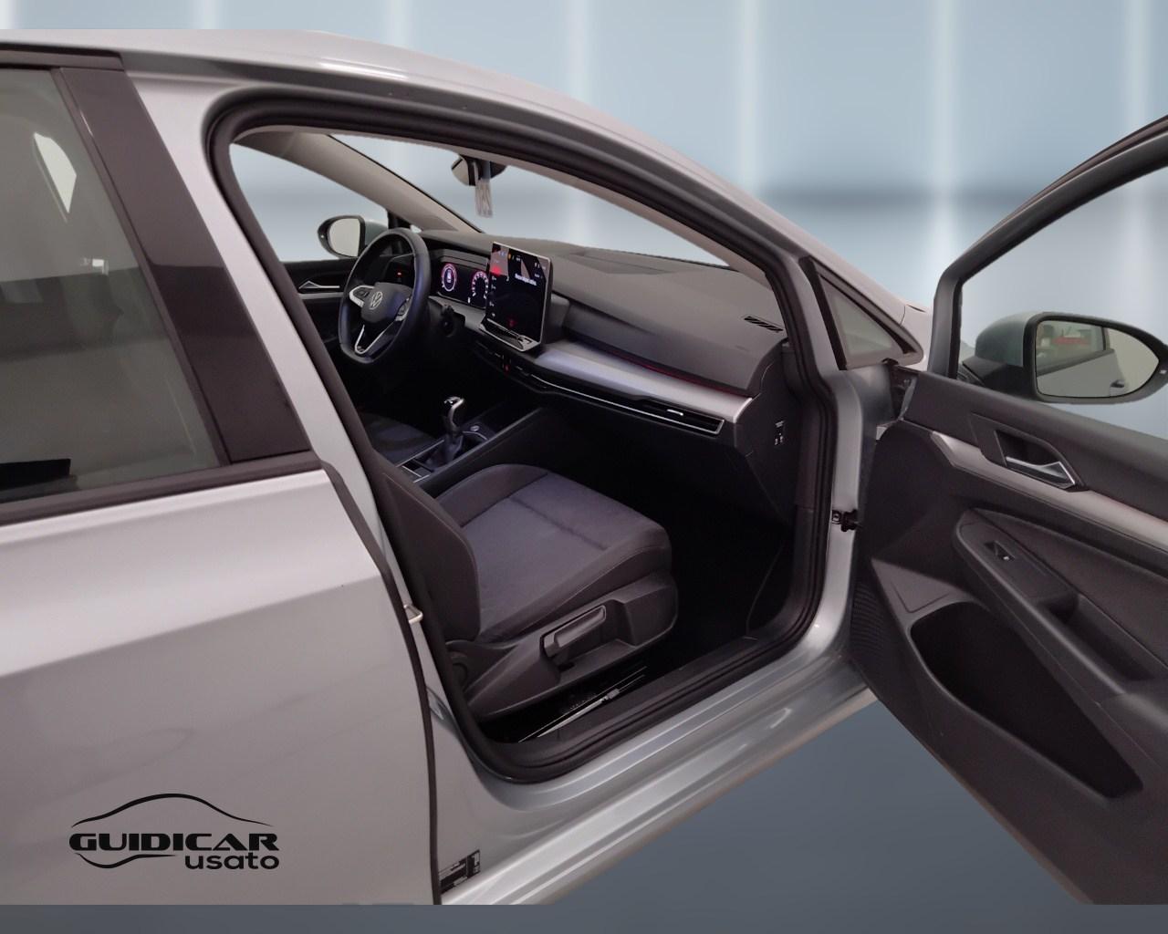 VOLKSWAGEN Golf VIII 2024 - Golf 2.0 tdi Life 115cv