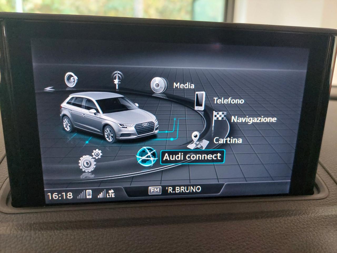 Audi A3 SPB 30 g-tron S tronic Sport LED/NAVI/C17/SEDILI ELETTRICI