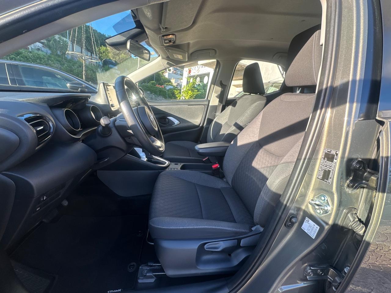 Toyota Yaris 1.5 Hybrid 5 porte Trend