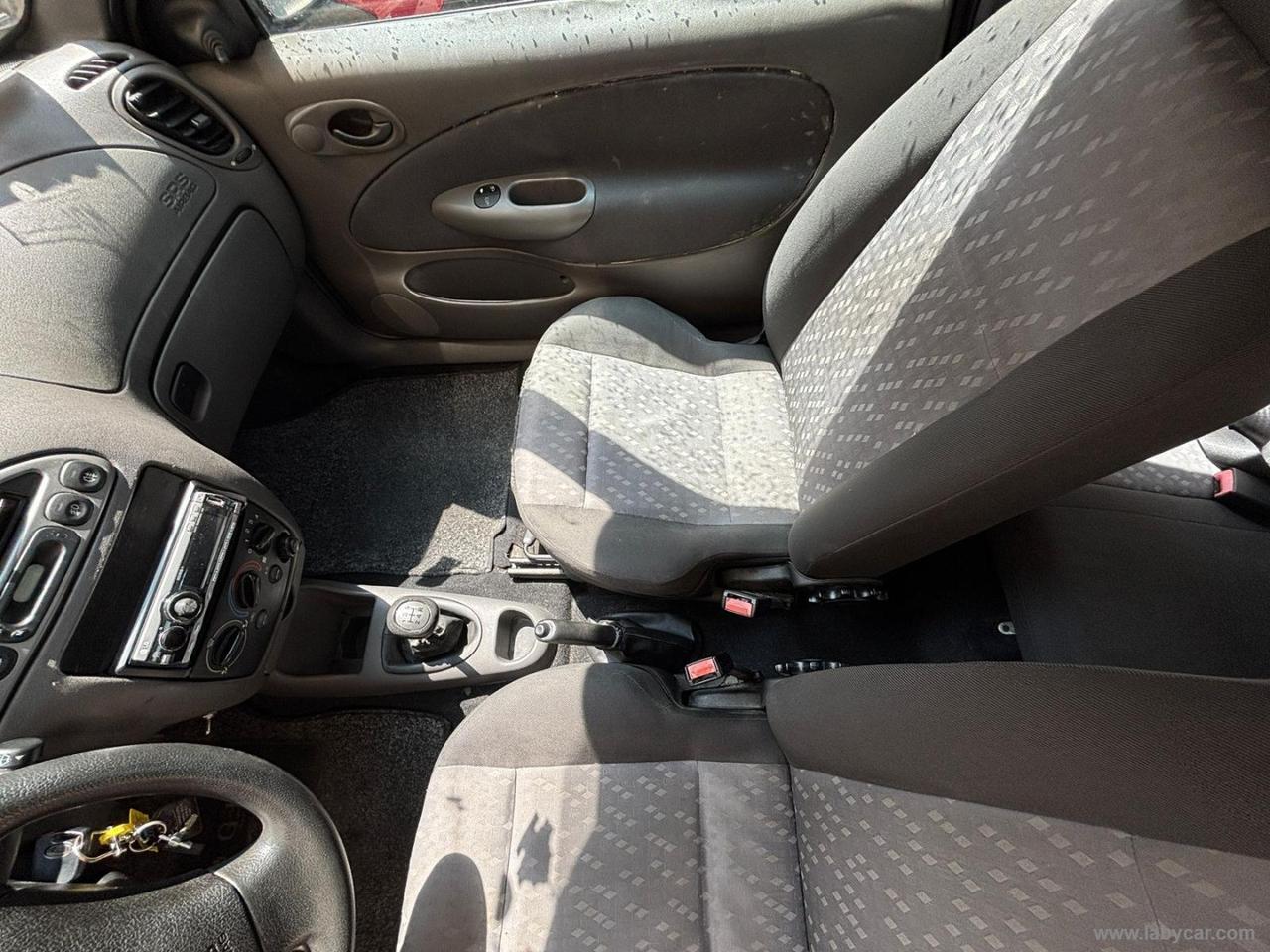 FORD Fiesta 1.2i 16V 3p. Zetec