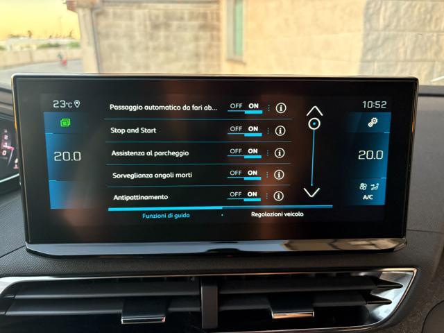 PEUGEOT 3008 BlueHDi 130 S&S EAT8 Allure Pack