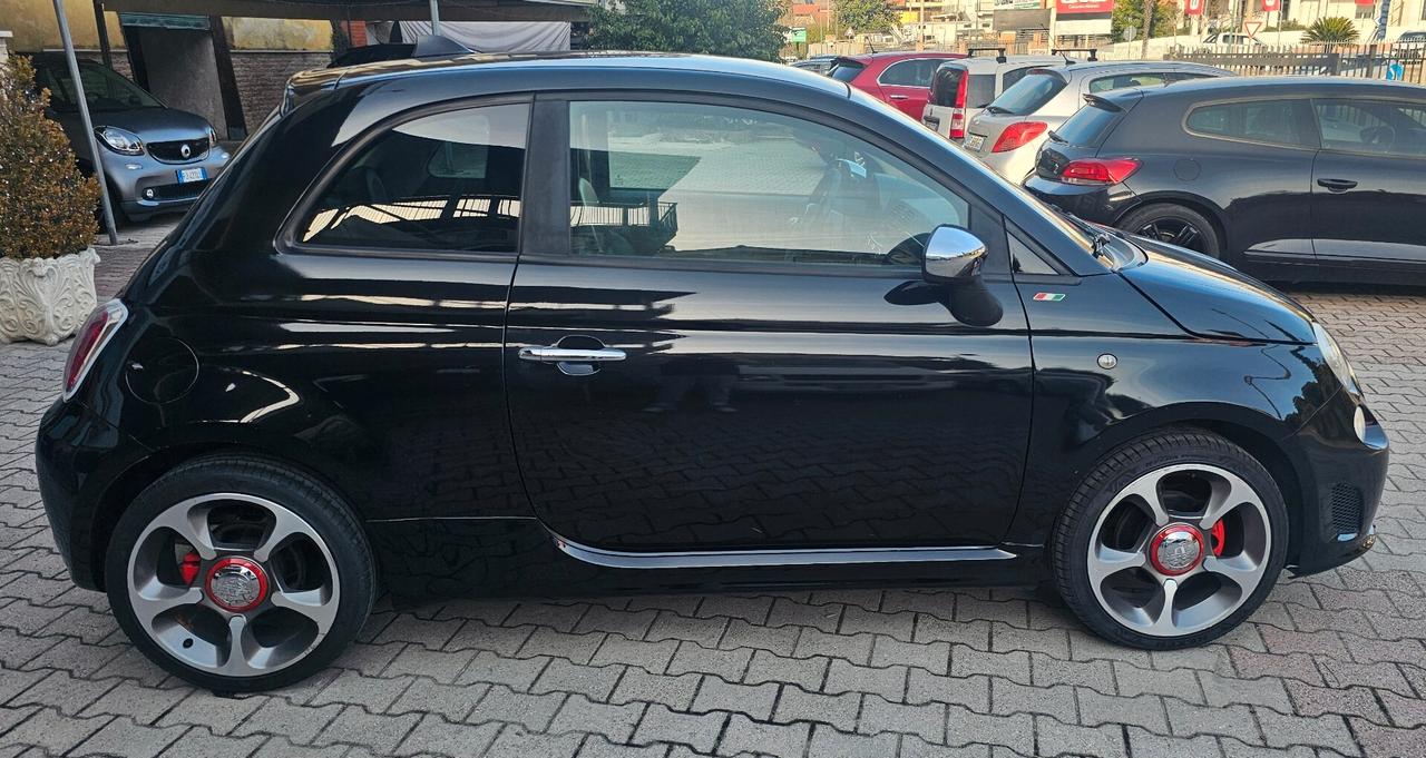 Fiat 500 100HP allestimento Abarth per neopatentati