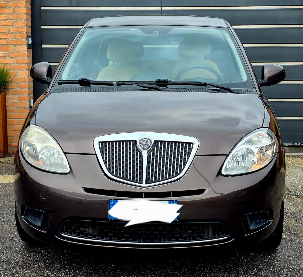 Lancia Ypsilon diva benzină GPL 1.2 neopatentati