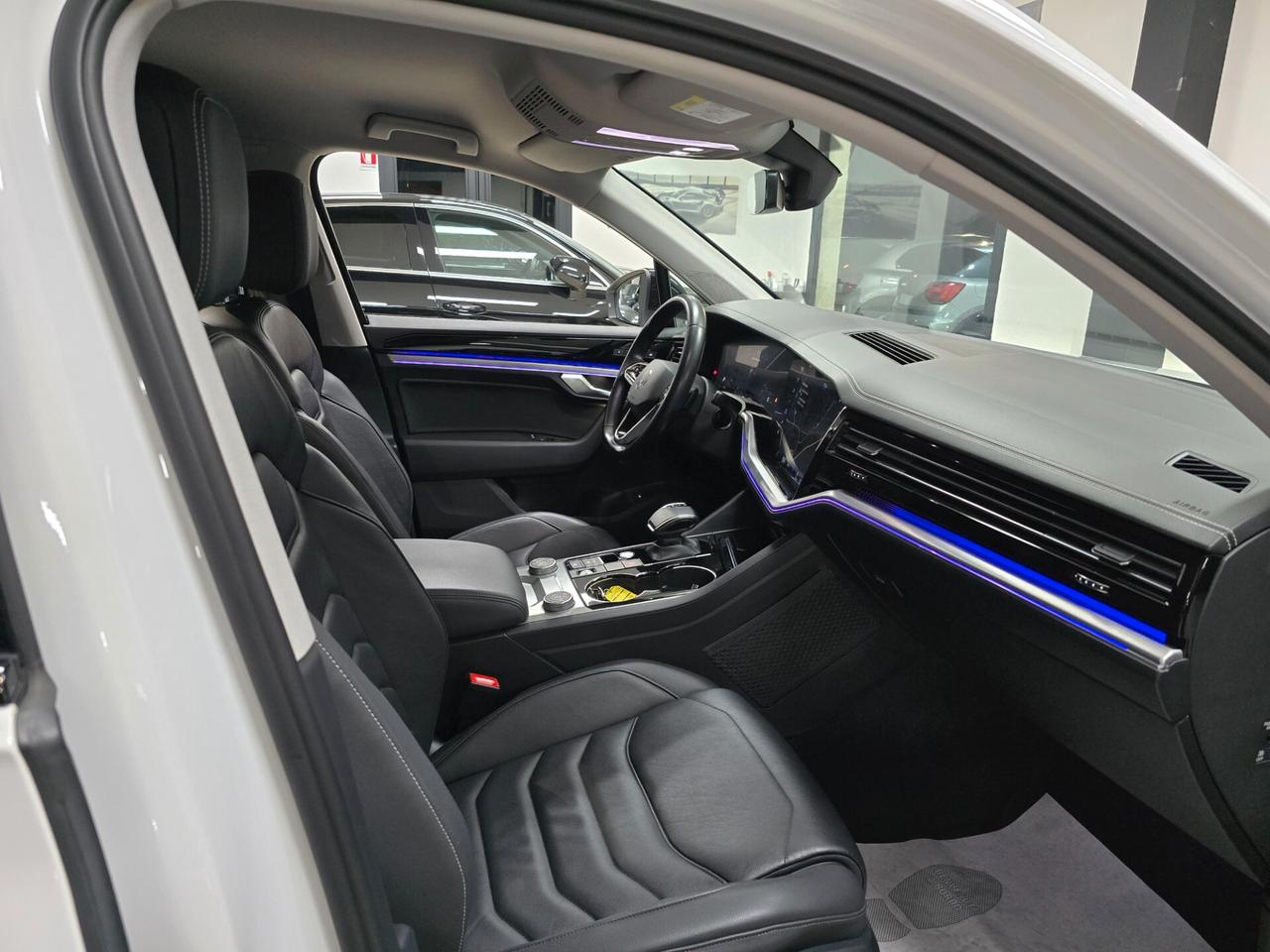 Volkswagen Touareg 3.0 V6 TDI SCR R-Line