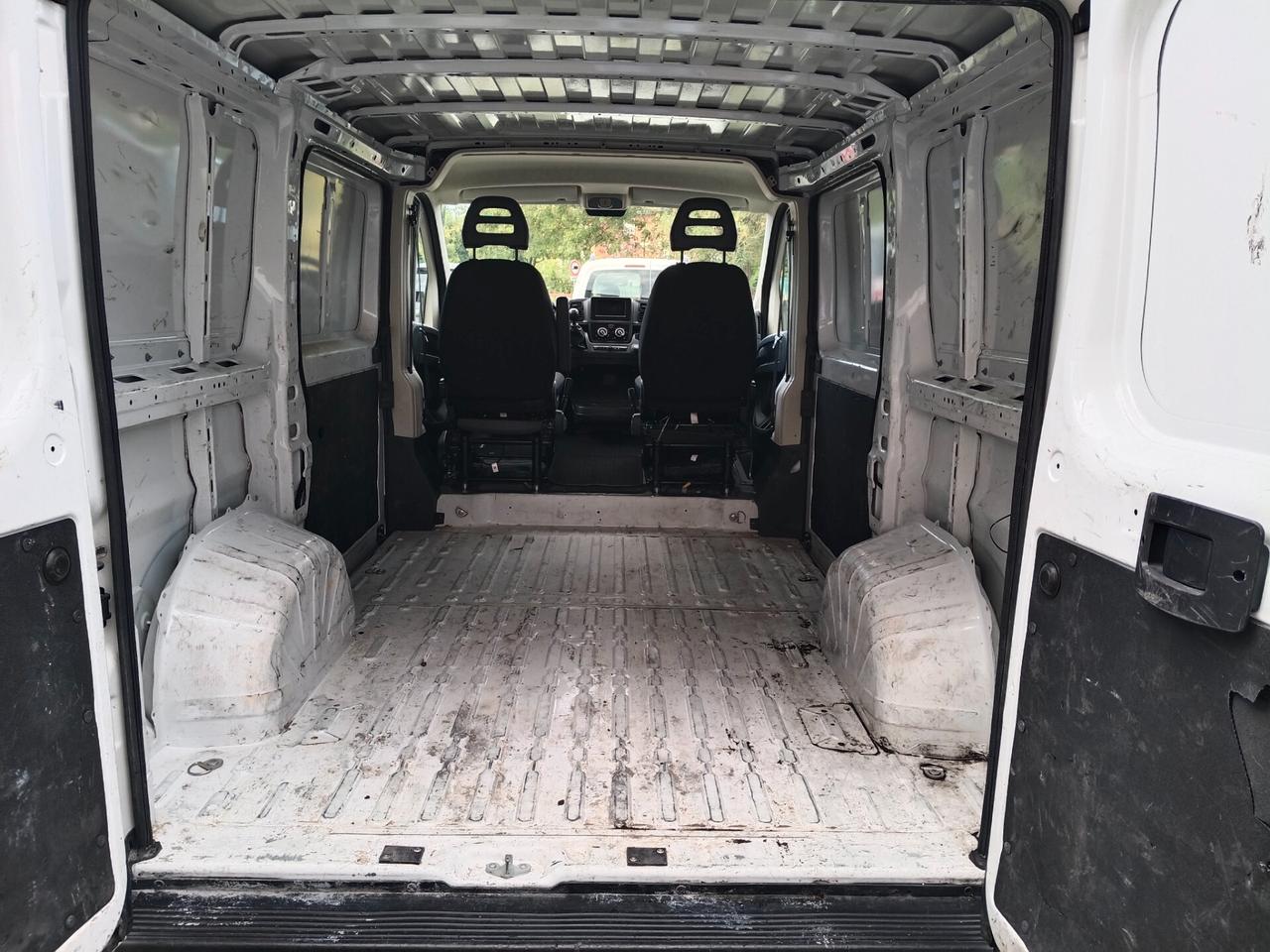 Fiat Ducato 28 CH1 2.2 Mjt 120CV FURGONE 4 PORTE