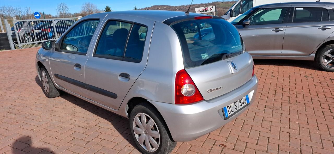 Renault Clio Storia 1.2 5 porte GPL Confort