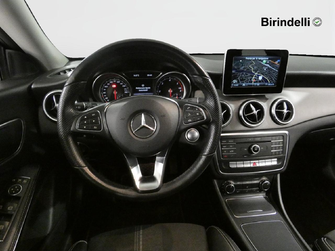 Mercedes-Benz CLA (C/X117) - CLA 200 d S.W. Automatic Sport