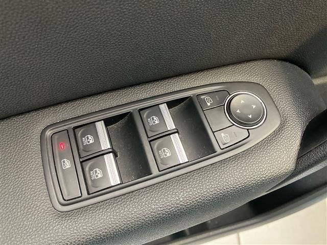 RENAULT Captur 1.0 tce Intens 90cv my21