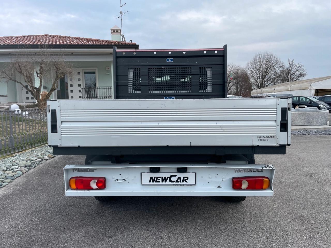 Renault Master T35 2.3 dCi/145 PM Cassone fisso 7 posti