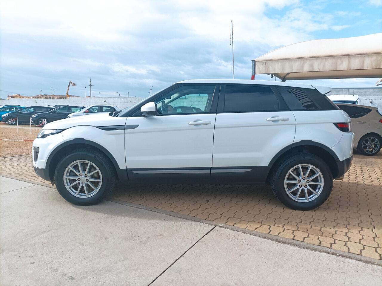 Land Rover Range Evoque 2.0 TD4 150 CV GARANTITA