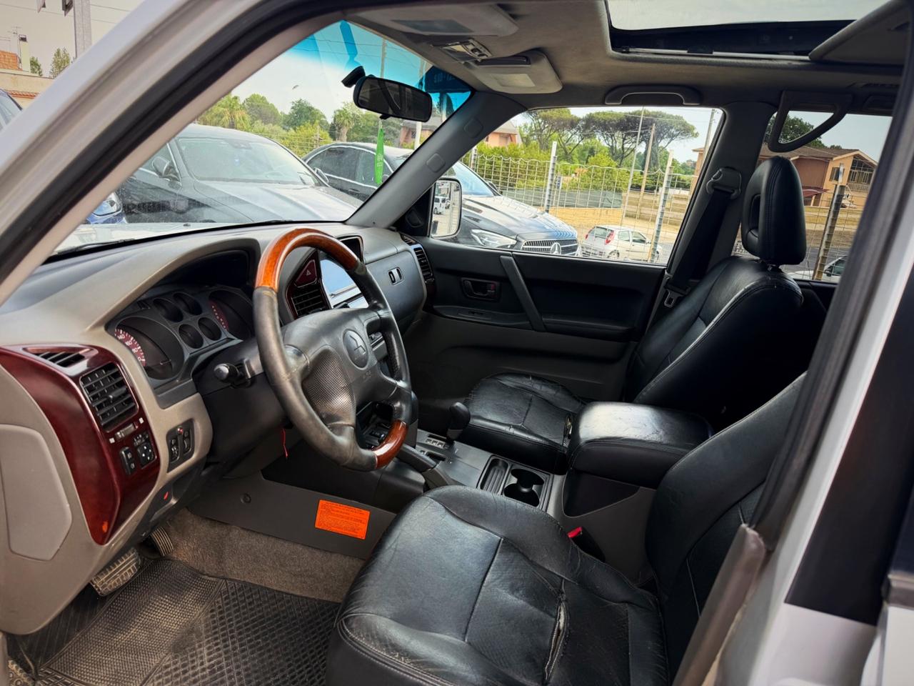 Mitsubishi Pajero 3.2 16V DI-D 5p. GLS2