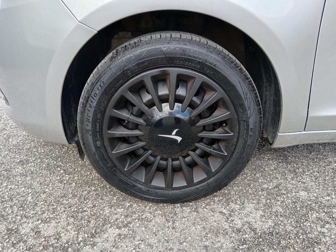 Lancia Ypsilon 1.2 69 CV ELEFANTINO SOLI 45000KM