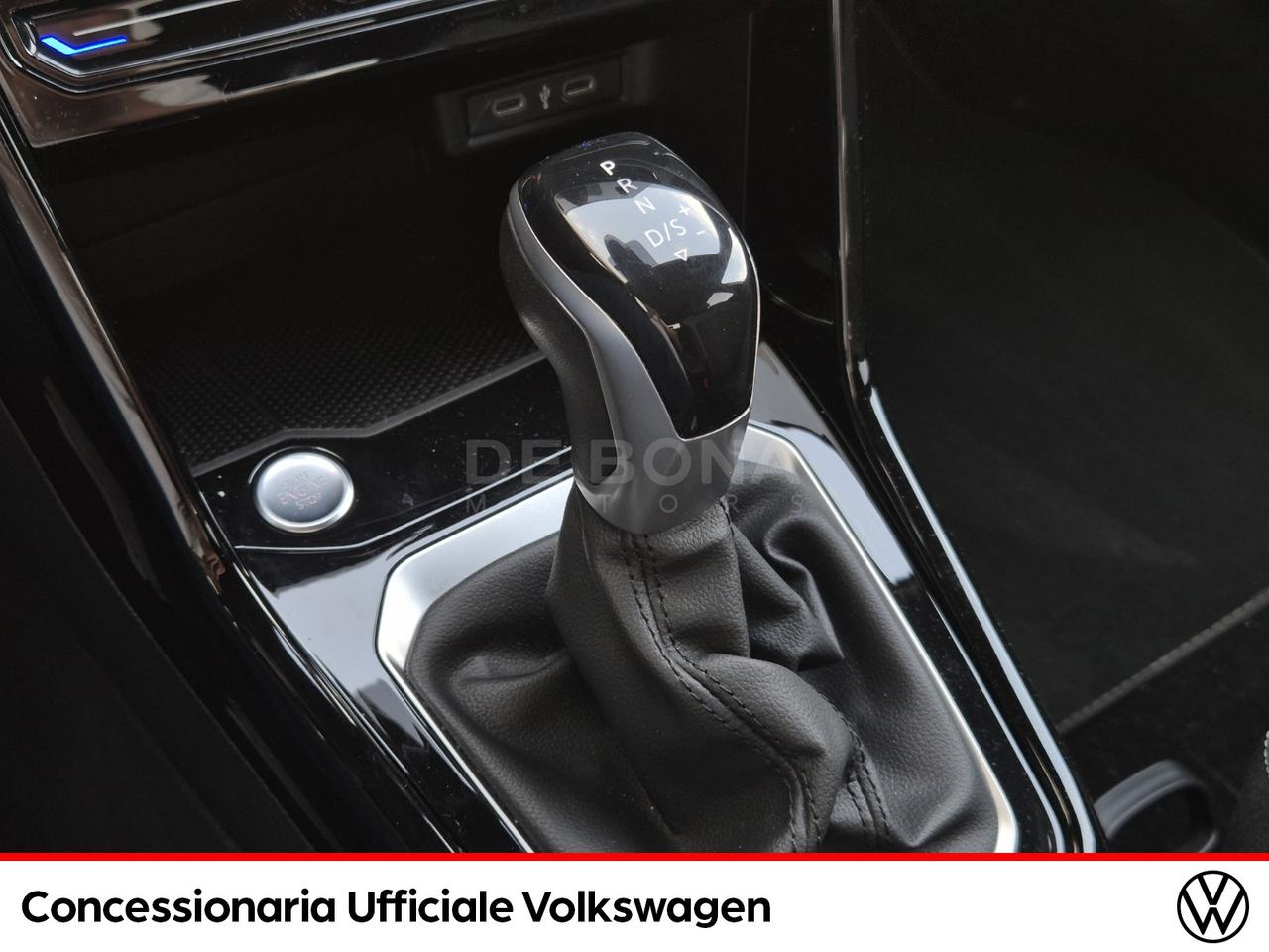 Volkswagen T-Roc 1.5 tsi r-line dsg