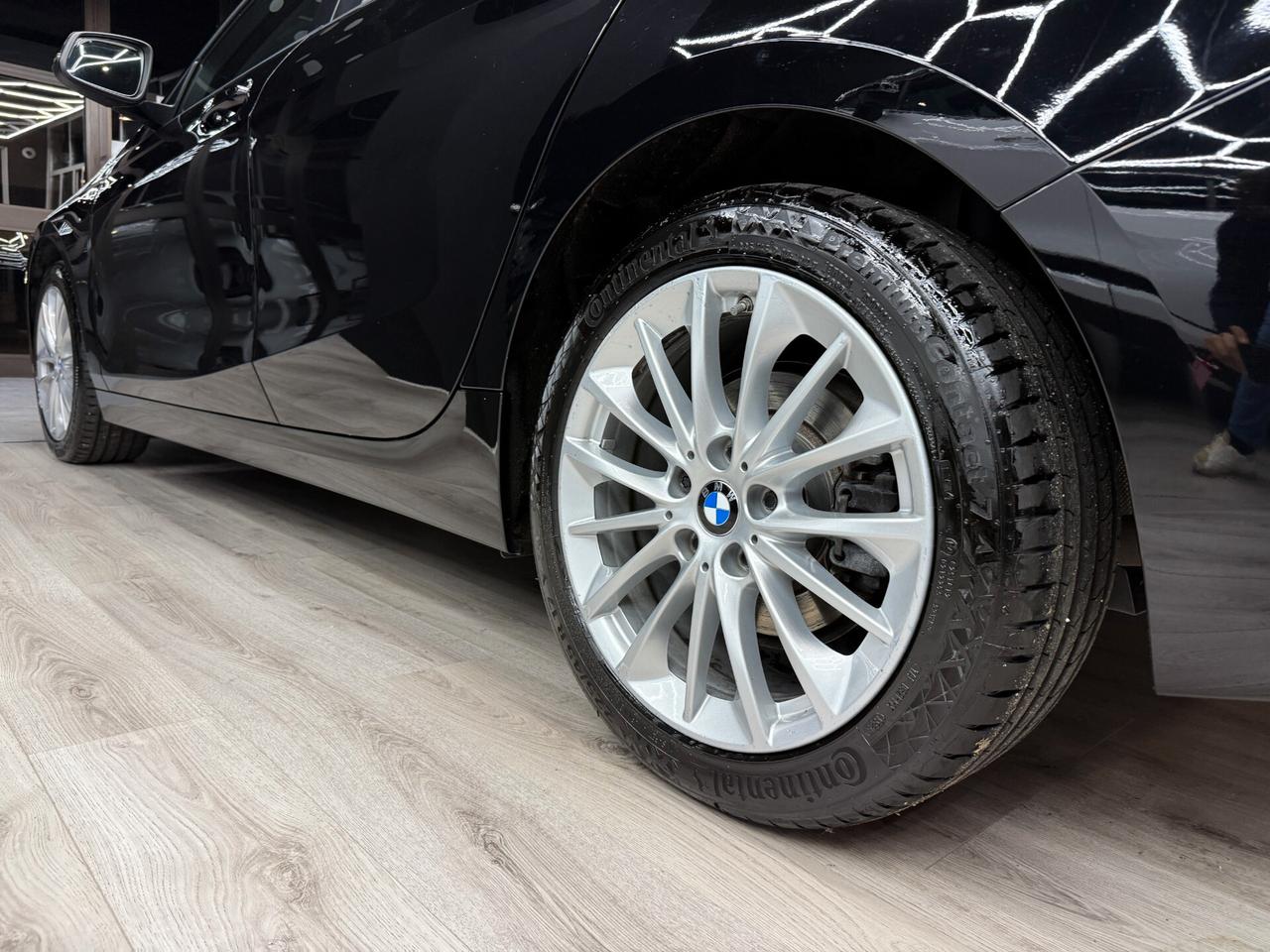 Bmw 118 118d 5p. Business Advantage