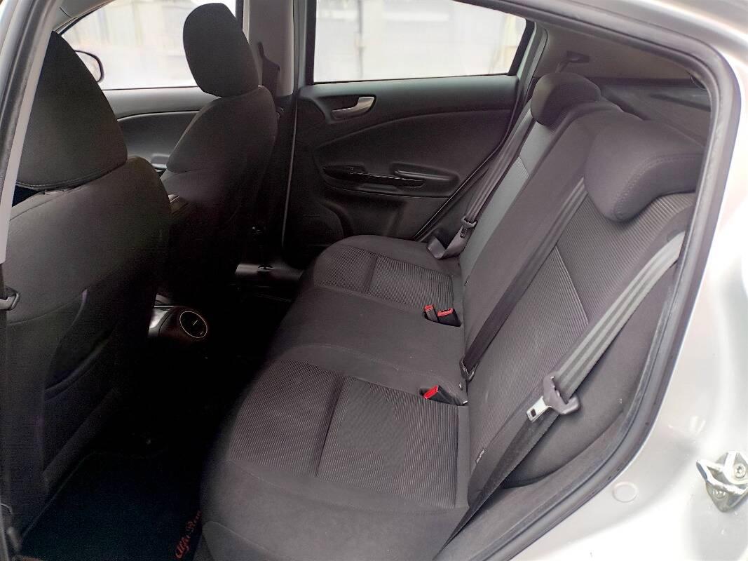 Alfa Romeo Giulietta Giulietta III 2012 - 2.0 jtdm Progression CL 140cv