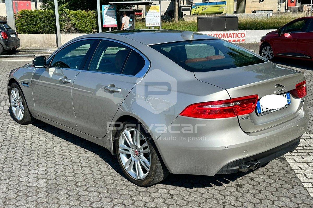 JAGUAR XE 2.0 D Turbo 180 CV AWD aut. Pure