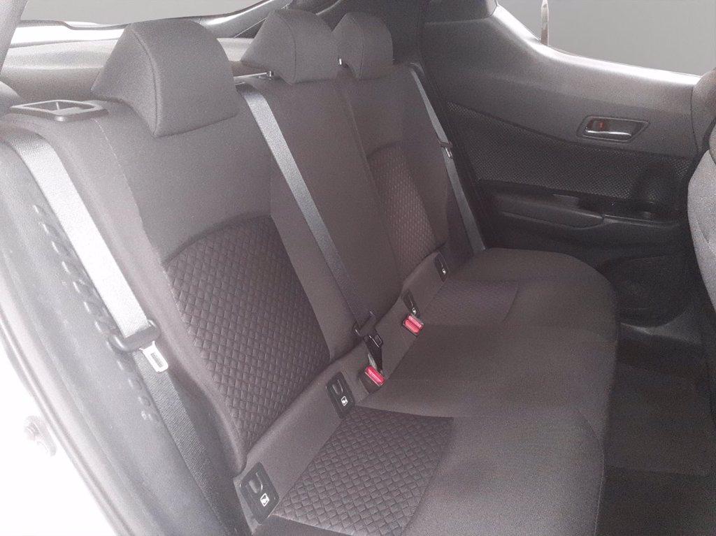 TOYOTA C-hr 1.8h active e-cvt del 2022