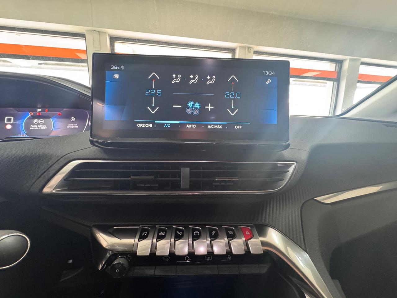 Peugeot 5008 Allure 1.5 Blue HDI 130 #5923