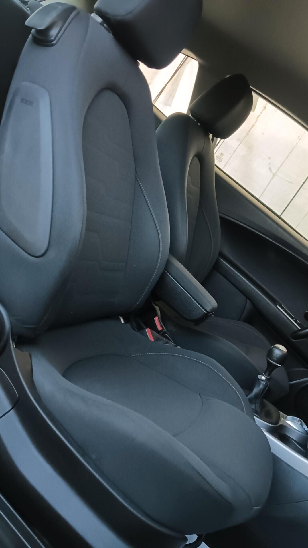 Alfa Romeo MiTo 1,3 JTDm 85cv Sport !Full Optional!