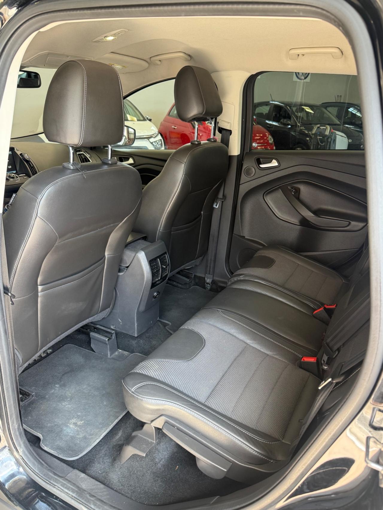 Ford Kuga 2.0 TDCI 150 CV S&S 4WD Vignale