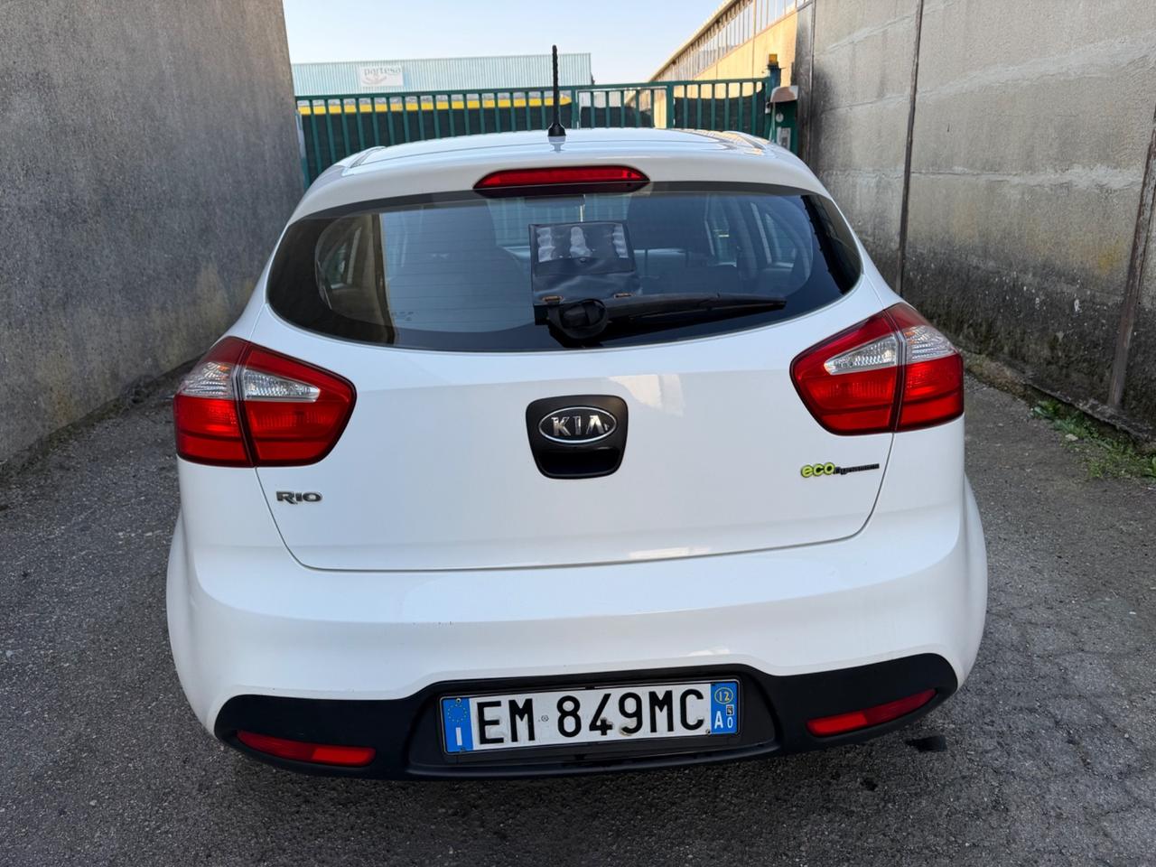 Kia Rio 1.1 CRDi WGT 5p. LX