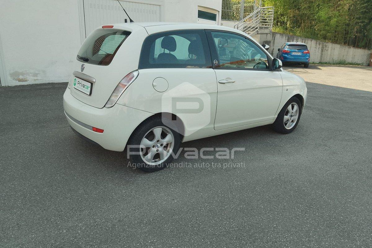 LANCIA Ypsilon 1.4 Oro