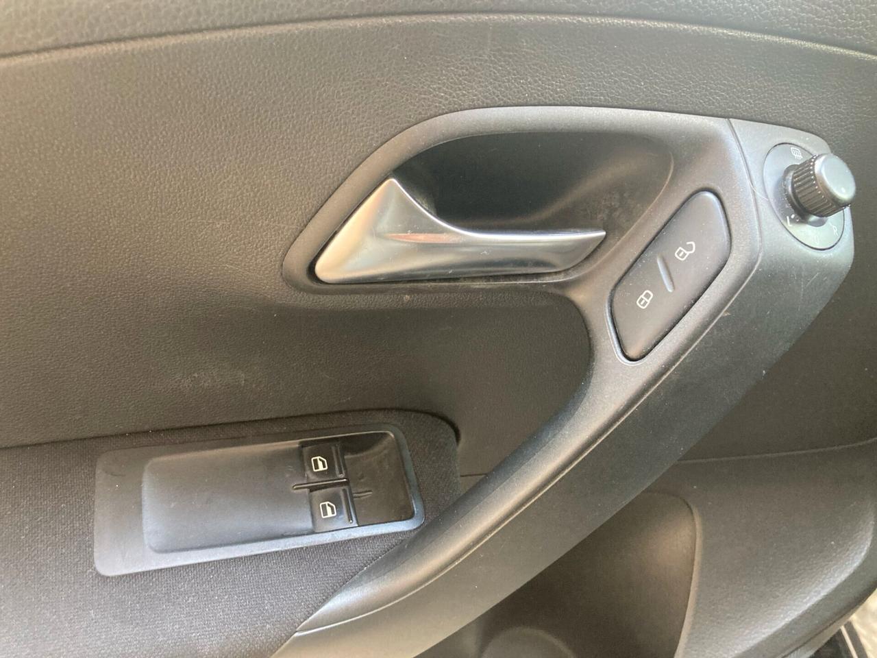 Volkswagen Polo 1.2 - X NEOPATENTATI - 2012