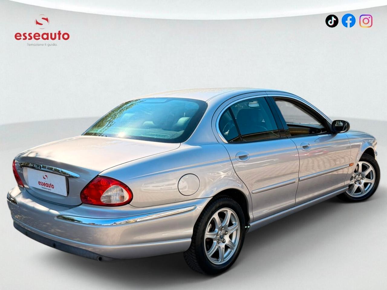 Jaguar X-Type 2 litri V6 24V cat