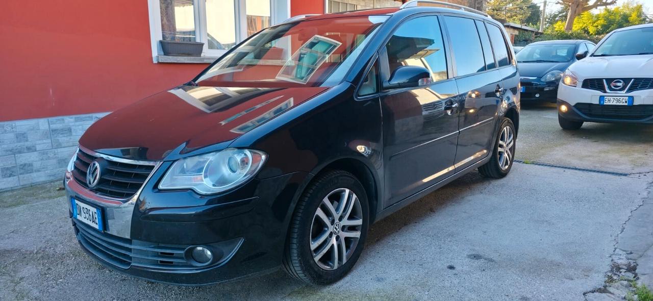 Volkswagen Touran 1.9 TDI 105CV DPF Highline 5 posti
