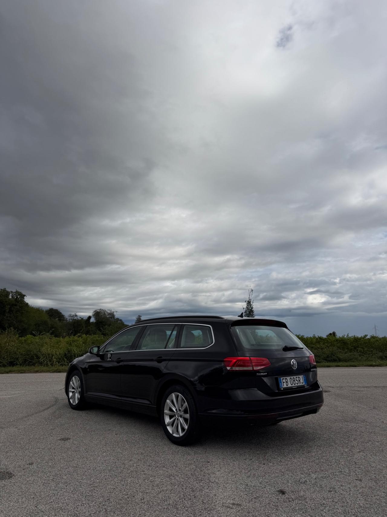 Volkswagen Passat 2.0 TDI DSG Comfortline BlueMotion Technology