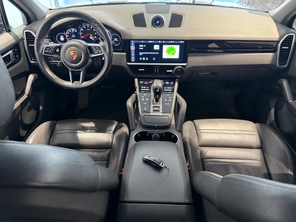 Porsche Cayenne 3.0 V6