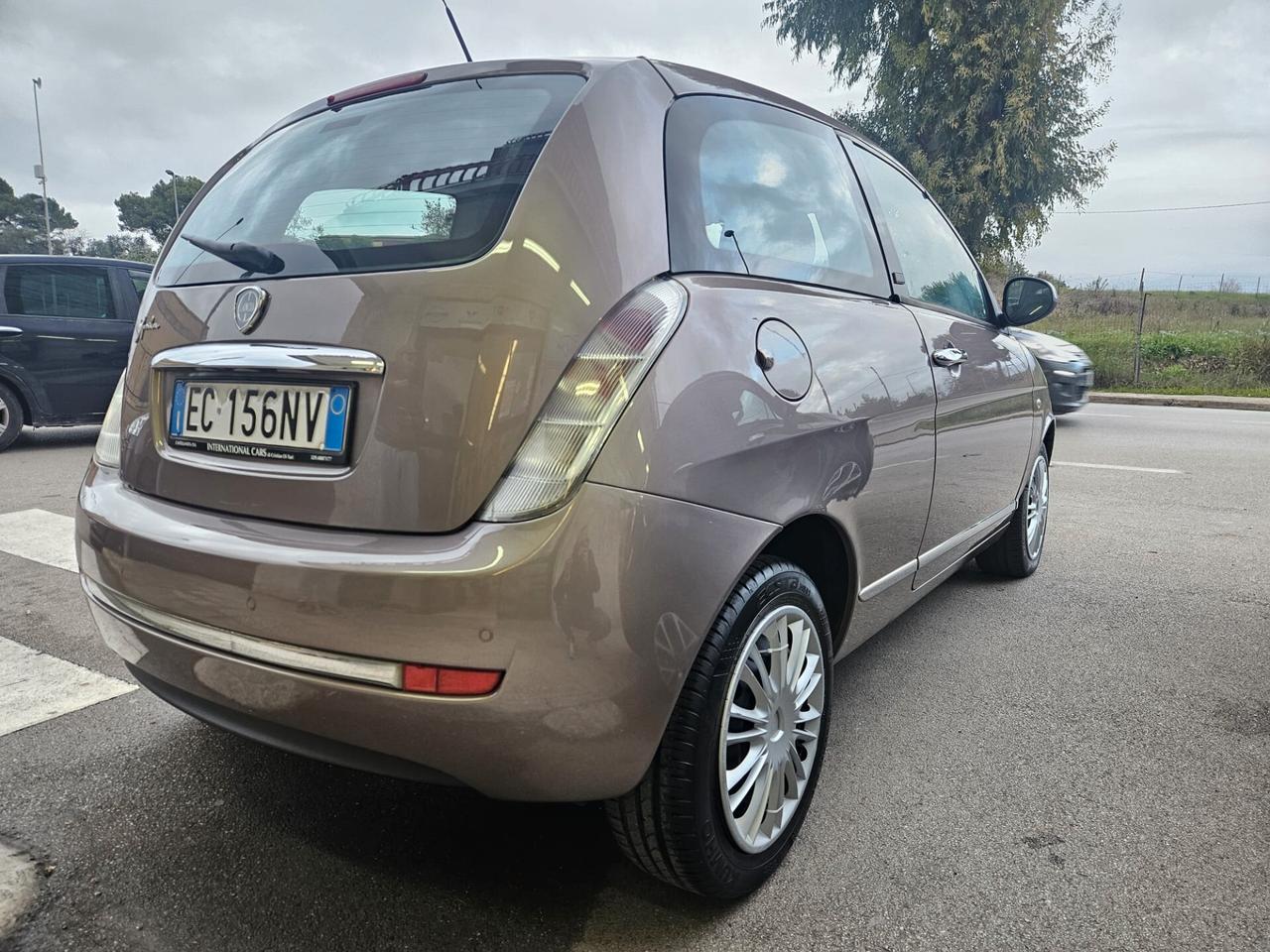Lancia Ypsilon 1.2 69cv Diva