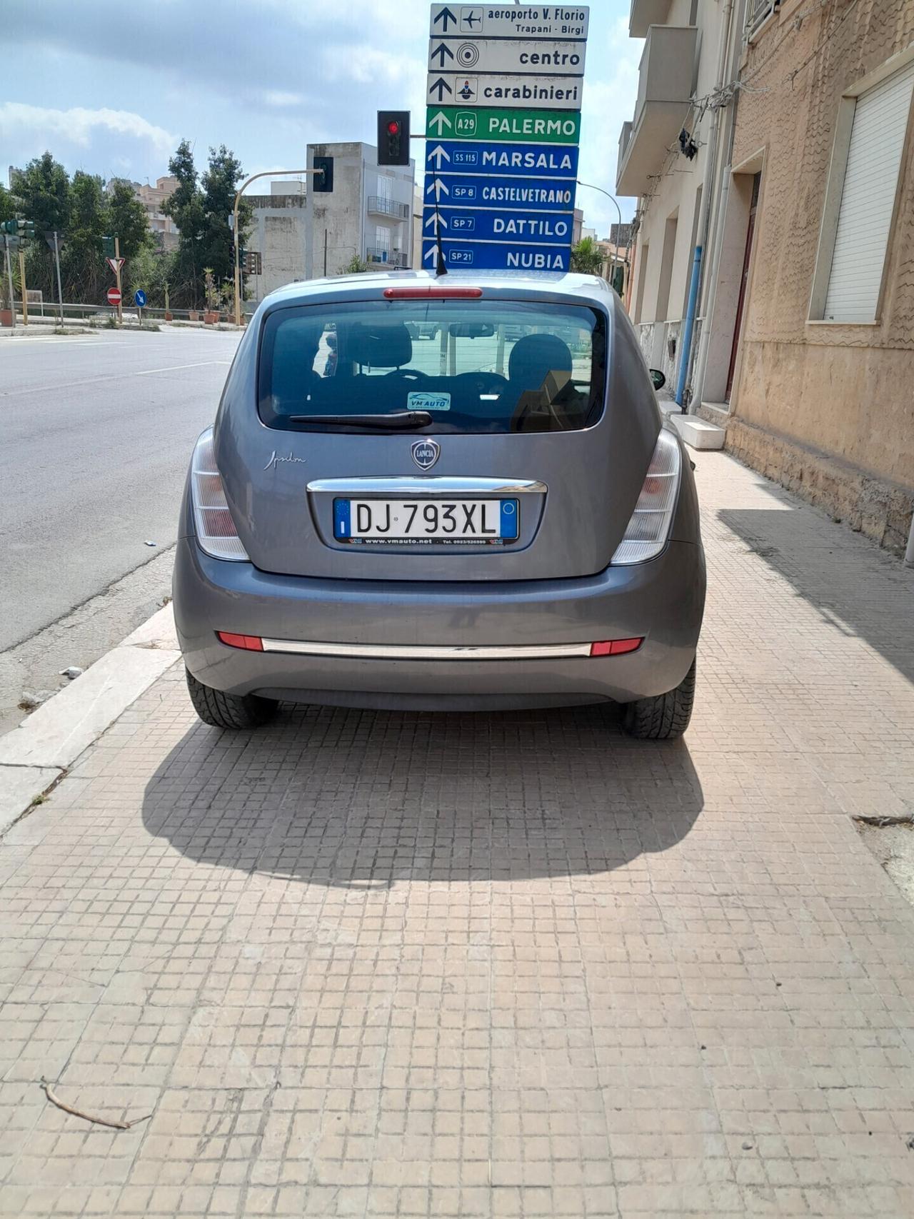 Lancia Ypsilon 1.2 Argento