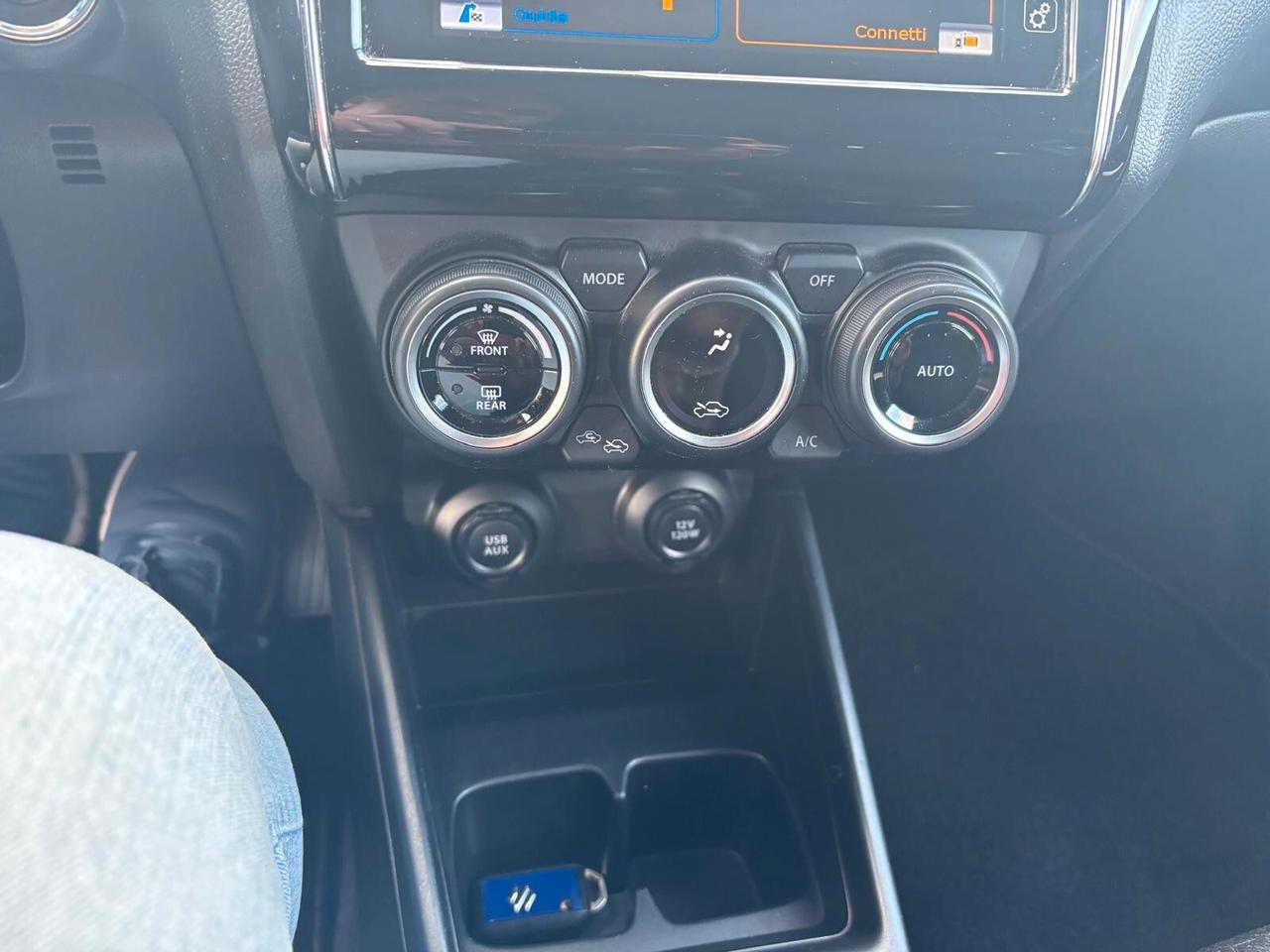 Suzuki Swift 1.2 Hybrid 4WD AllGrip Top