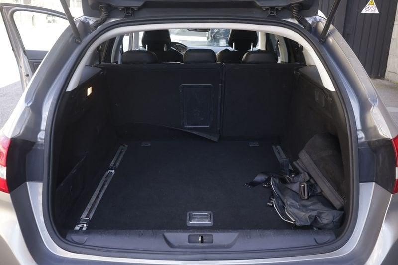 Peugeot 308 Peugeot 308 1.6 8V e-HDi 115cv Allure 85KW ANNO 2014