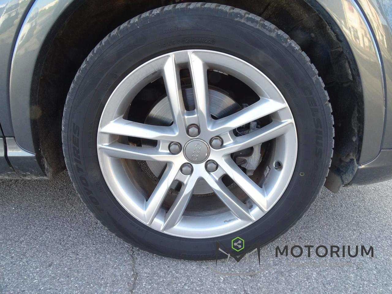 Audi Q3 2.0 tdi quattro 177cv s-tronic