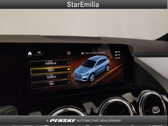 Mercedes-Benz GLA 200 GLA 200 d Automatic Sport