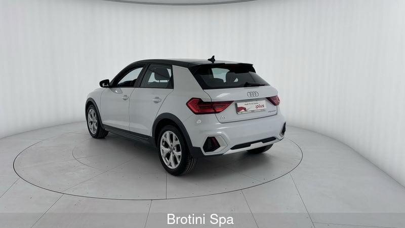 Audi A1 citycarver 25 TFSI