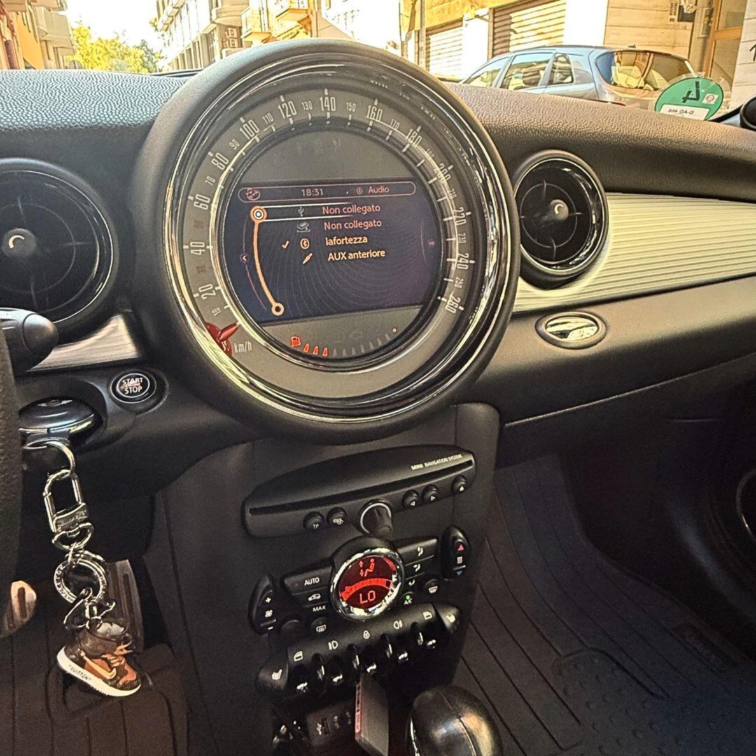 Mini John Cooper Works 2013