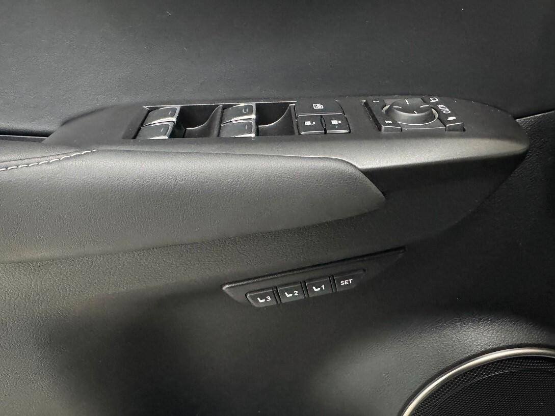 NX 300h Hybrid 4WD Luxury STRAFUL TETTO!!!!!