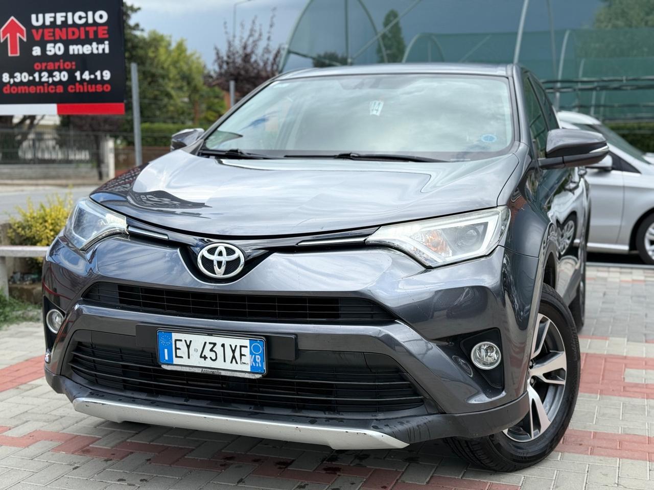 Toyota RAV 4 RAV4 2.0 D-4D 2WD Style
