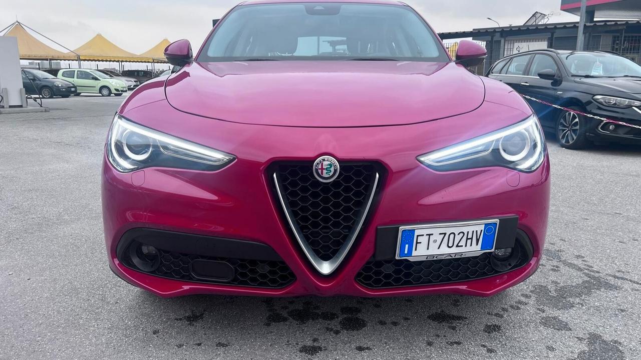 Alfa Romeo Stelvio 2.2 Turbodiesel 150 CV AT8 RWD Business