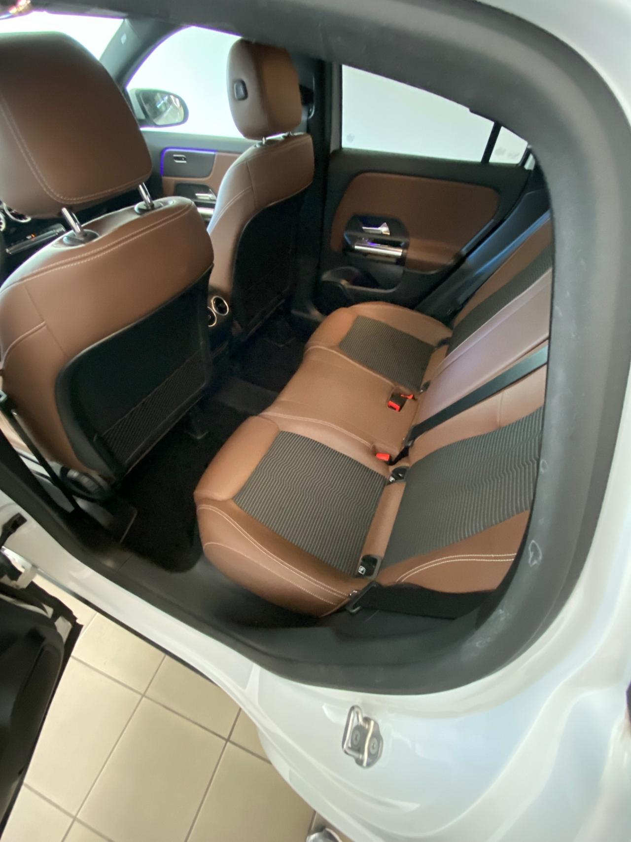 Mercedes-benz GLA 220 200 d Automatic Premium